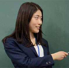 成岡 陽奈さん近影
